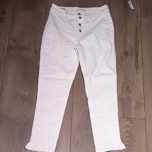 Levi's Women's High‎ Rise Cream Jeans
